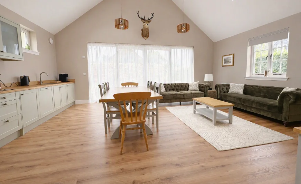 Saorla, Kitchen and Living Area
